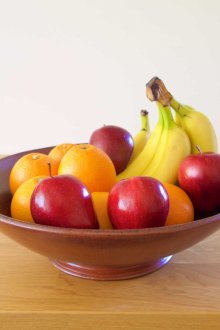 Βάζο φρούτων από πηλό