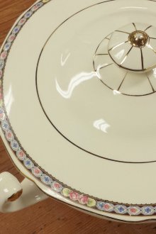 Σκεύη επιπλώσεων