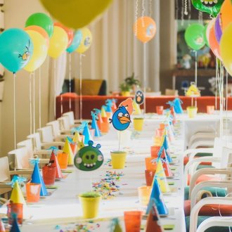 Θεματική διακόσμηση παιδικού τραπέζι για τις διακοπές