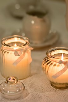 Ένα ζευγάρι κεριών θα ταιριάζει σε ένα ποτό ποδοσφαίρου