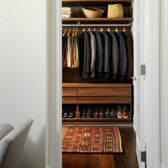 Κιλίμι στο γκαρνταρόμπα