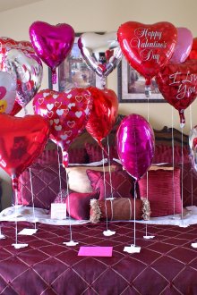 Δωμάτιο διακόσμηση για ένα ρομαντικό βράδυ