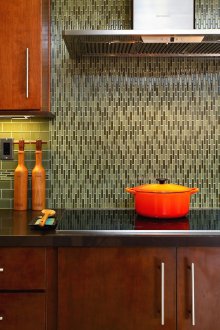 Μωσαϊκό ελιάς στην κουζίνα