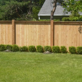 Φράχτης από μασίφ ξύλο