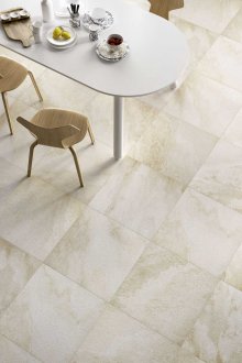 Μπεζ πλακάκια δαπέδου