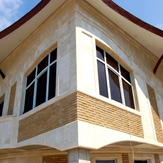 Επένδυση πρόσοψης με πάνελ από τούβλα