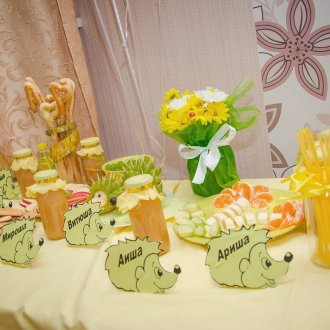 Παιδικό τραπέζι μπουφέ