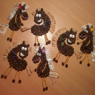 Καφέ ειδώλια