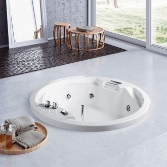 Γύρος μπάνιο στο πάτωμα