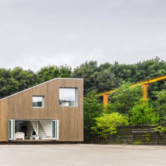 Διώροφο σπίτι δοχείο