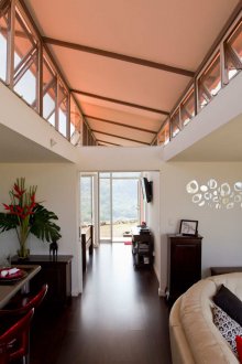 Καθιστικό σε ένα σπίτι των εμπορευματοκιβωτίων