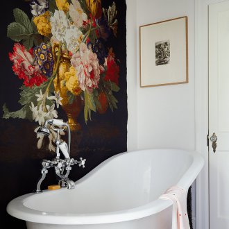 Βικτωριανή μπανιέρα χυτοσιδήρου