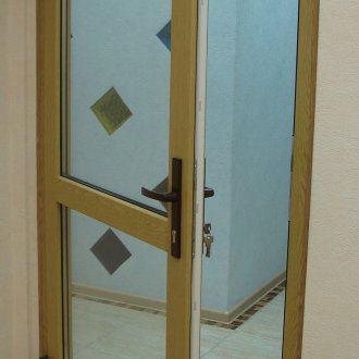 Πτυσσόμενη πόρτα