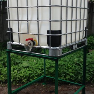 Σεπτική δεξαμενή για να δώσει από ένα ευρωπαϊκό κύπελλο