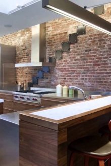 Μεγάλη σοφίτα σε στιλ σοφίτας