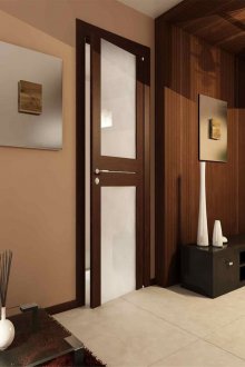 Ιαπωνική πόρτα βελανιδιάς