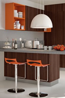 Καφέ Πορτοκαλί Κουζίνα με Νησί