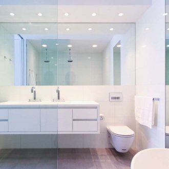 Φώτα σημείου στο μπάνιο