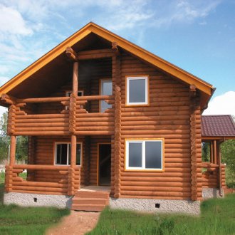 Έργο ενός σπιτιού από ένα κούτσουρο