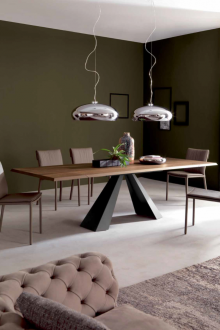 Ορθογώνιο μεταλλικό τραπέζι