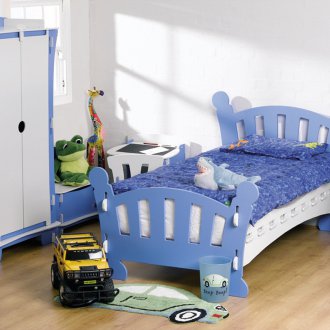 Παιδικό μπλε κρεβάτι