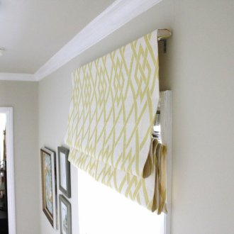 Κορνίζα για ρωμαϊκές κουρτίνες