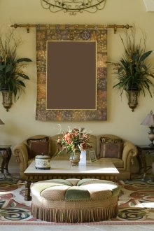 Oriental σαλόνι στυλ με πολλά φυτά.