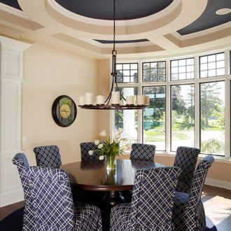 Στρογγυλή οροφή στην τραπεζαρία