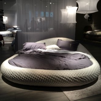 Puting oval bed