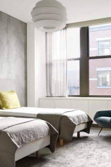 Γκρίζα κρεβατοκάμαρα