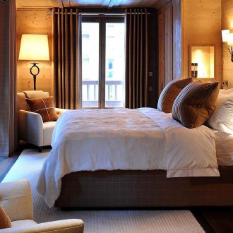 Brown Ελέγξτε τις κουρτίνες