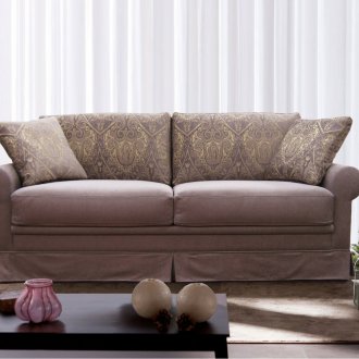 Στενό καναπέ στο σαλόνι