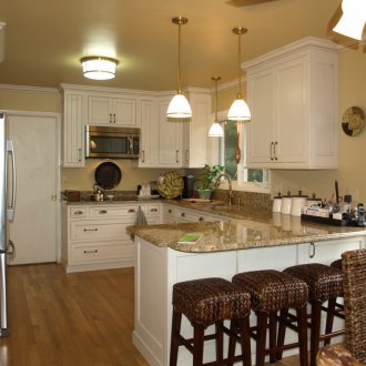 Μπεζ οροφή στο σπίτι