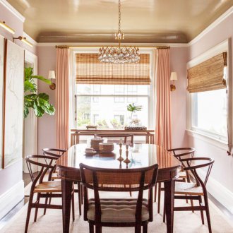 Μπεζ ζωγραφισμένη οροφή