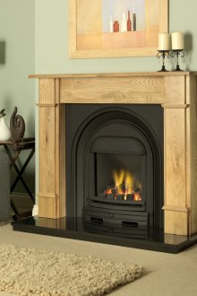 Οικολογικό μαύρο τζάκι σε ξύλινο πλαίσιο