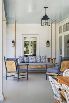 Μπλε οροφή στη βεράντα