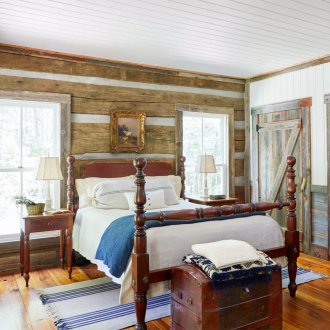 Ξυλόγλυπτο κρεβάτι για εξοχική κατοικία