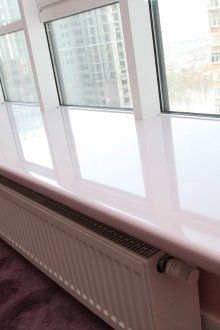 Εγκατάσταση παραθύρου από τεχνητή πέτρα