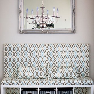 Πάγκος με πλάτη