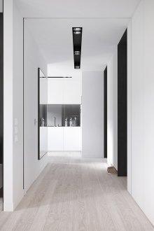 Μινιμαλιστικό λευκό διάδρομο