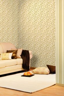 Μπεζ τραγανή ταπετσαρία με ένα μοτίβο στο σαλόνι