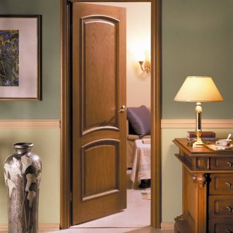 Κλασική πολυστρωματική πόρτα