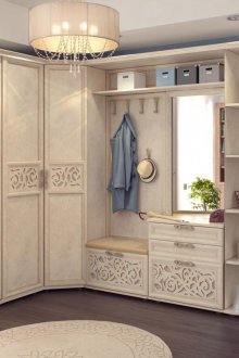 Art Nouveau Corner Entrance Hall