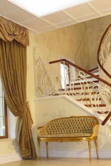 Χρυσαφί καφέ κουρτίνες με λαστέξ για το σαλόνι