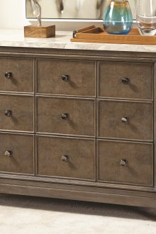 Θάλαμο συρταριών με μαρμάρινα πάγκους