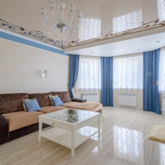 Ομοιόμορφη οροφή με σχέδια