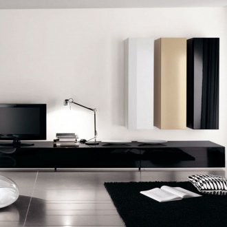 Γυαλιστερό τοίχο στο σαλόνι