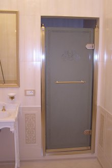 Γυαλισμένη πόρτα σάουνας