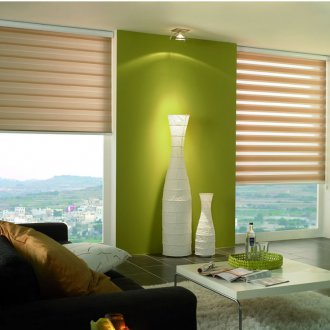 Κουρτίνες χωρίς γεώτρηση στο σαλόνι