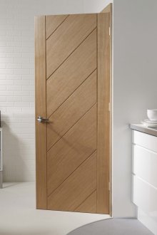 Εσωτερική MDF πόρτα με οξιά